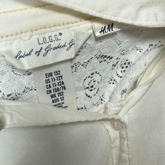 Women's White and Cream Blouse - Picture 4 of 4